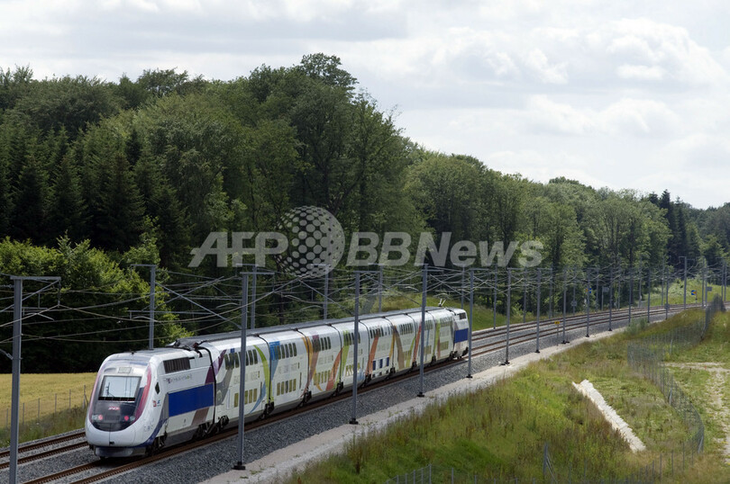第3世代TGVが試験運転、仏LGVライン・ローヌ線