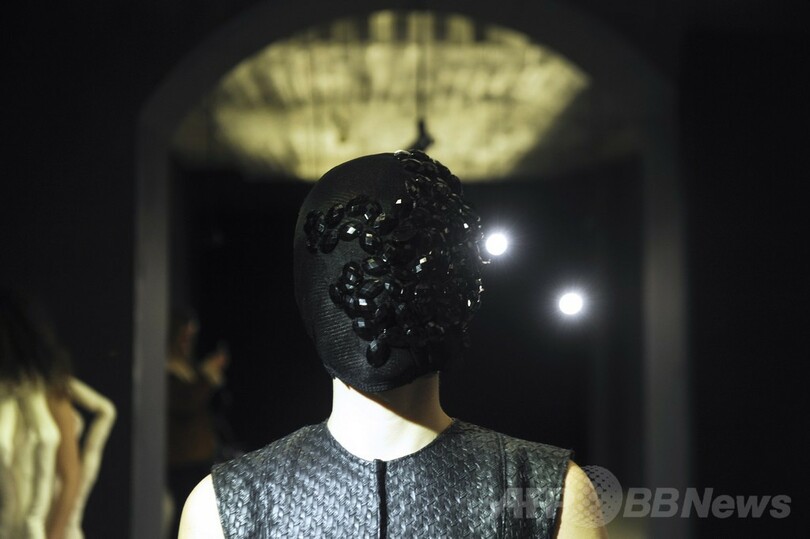 コソボ国立博物館で専門学生らによるファッションショー