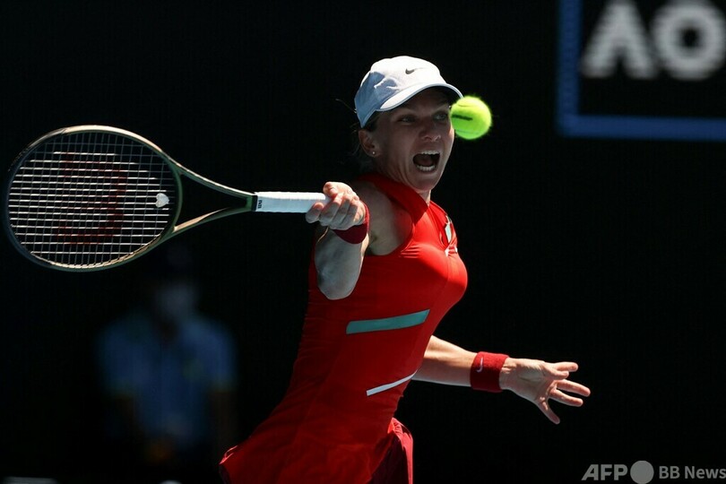 コルネが63回目のGSで初8強、ハレプとの死闘制す 全豪OP