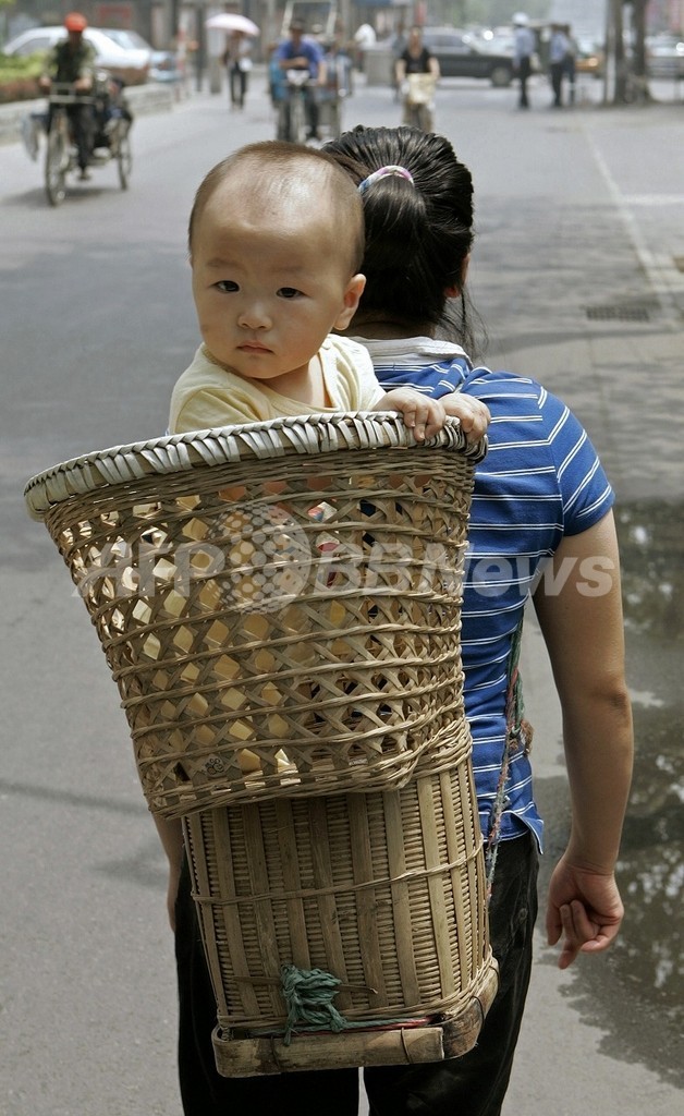 中国で人口男女比に大幅な不均衡、数十年間続く見通し 研究成果