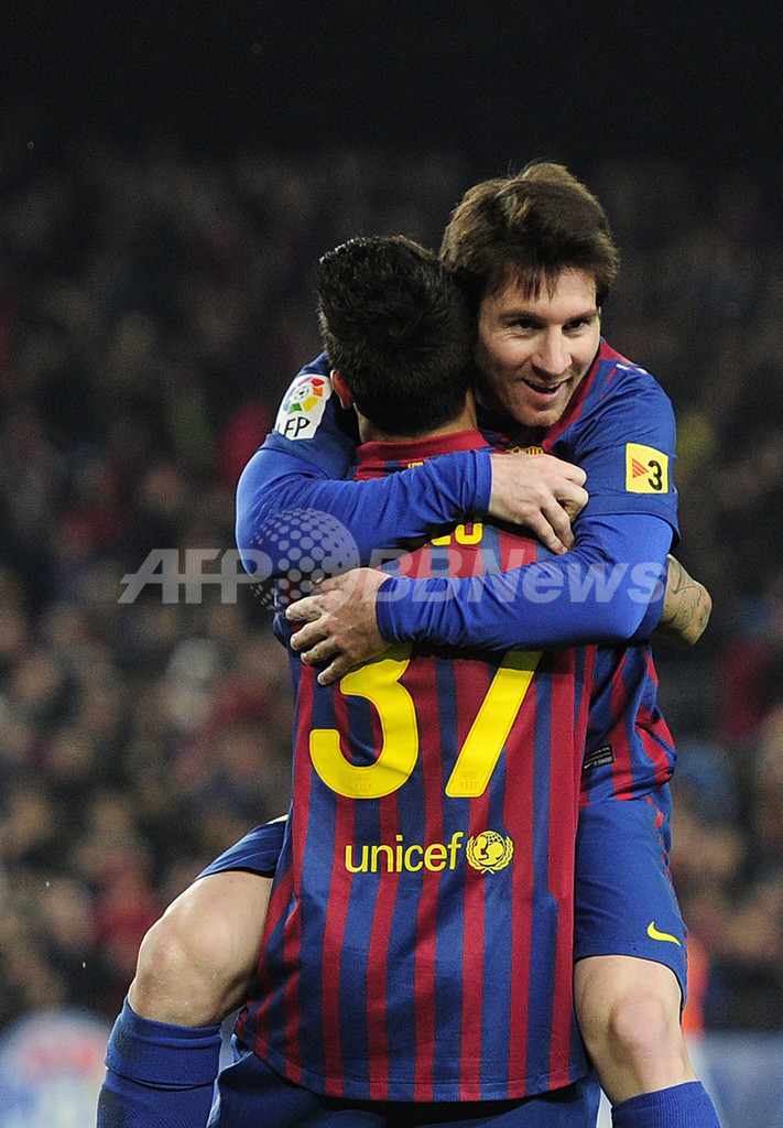 メッシの4得点でバルセロナがバレンシアに大勝