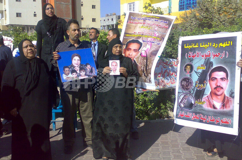 死者1000人以上のフェリー沈没事故で責任者ら5人に無罪、エジプト