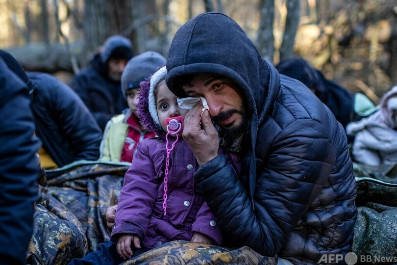 ポーランド首相、移民送り込む「攻撃」の黒幕はプーチン氏