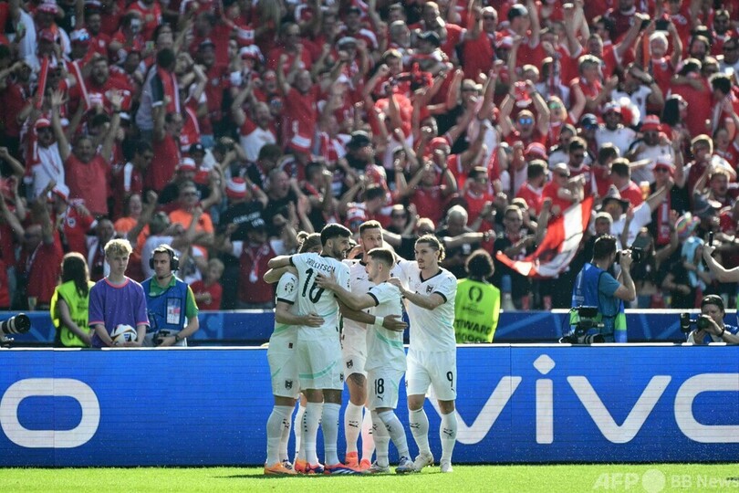 オーストリアがオランダ破りグループ首位通過、EURO
