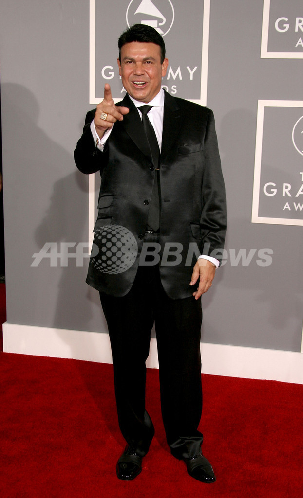 ＜第49回グラミー賞＞授賞式にアーティストが続々と到着 - 米国