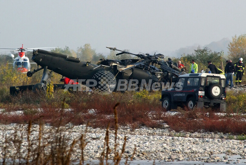 イタリア北東部で米軍ヘリ墜落