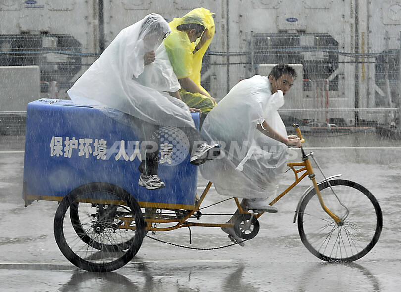 雨にも負けず風にも負けず…五輪を観戦