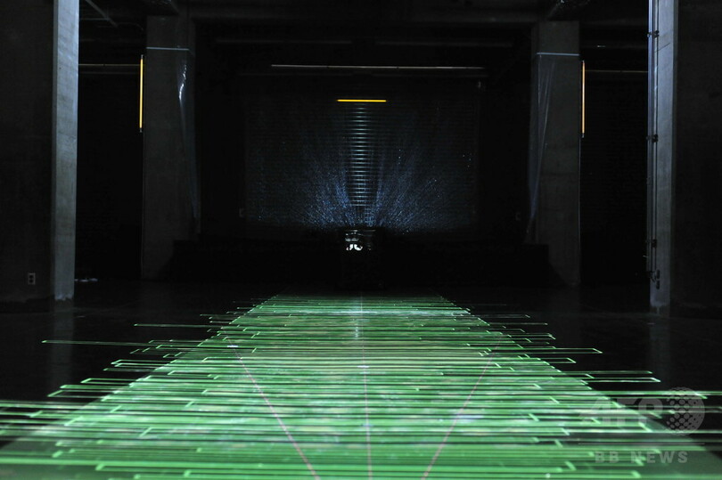 高次元な世界を現代の魔法使い 落合陽一氏らアーティストと表現、「ドン ペリニヨン P2- 1998」