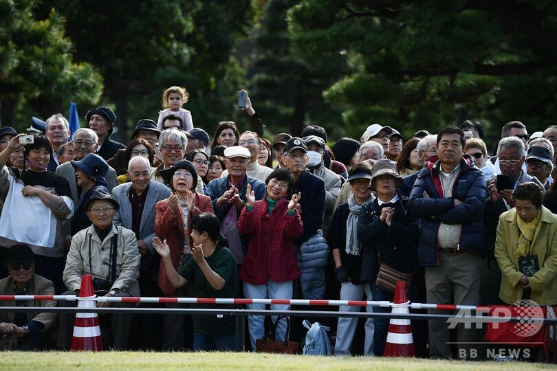 天皇陛下即位を祝う「国民祭典」、6万人が参加