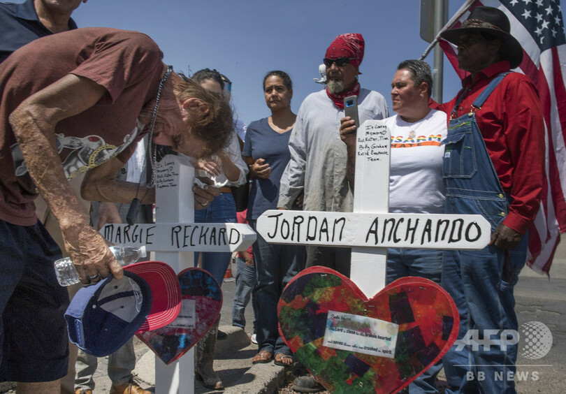 テキサス銃撃事件で妻亡くし天涯孤独の男性、全市民に葬儀への参列呼び掛け