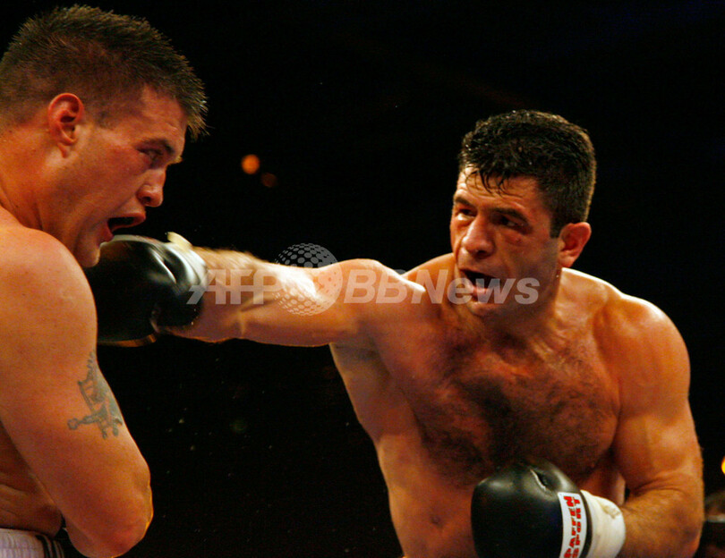 ＜ボクシング＞クラスニキ 判定の末ミントを降しタイトル獲得に成功 - ドイツ