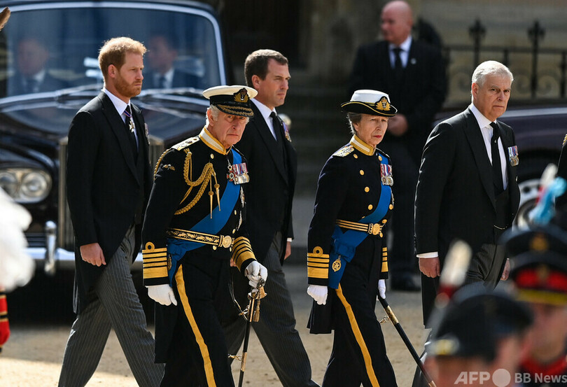 英皇太子・王子夫妻、女王国葬で和解の兆しなし