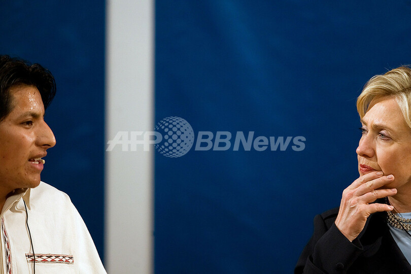 クリントン米国務長官、「麻薬戦争」でメキシコを支持