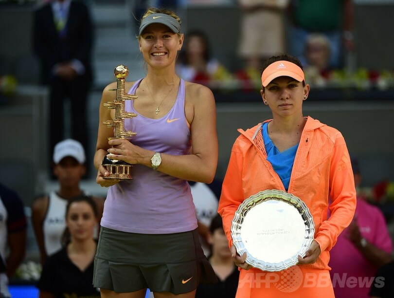 シャラポワがハレプを撃破、2週連続優勝 マドリード・オープン
