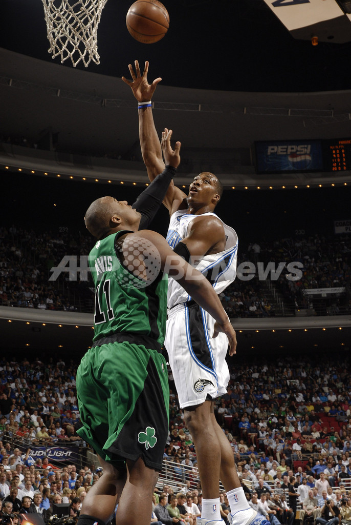 マジック セルティックスを下し地区優勝