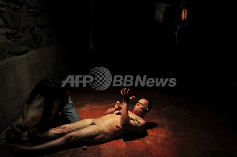 内戦の犠牲者に捧げる展覧会、グアテマラ