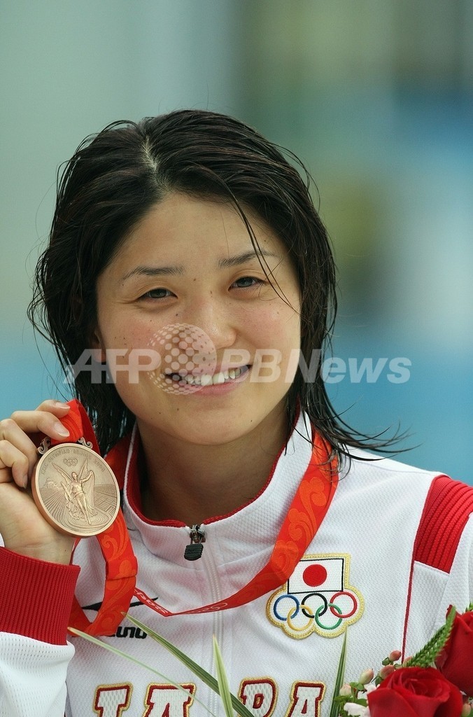 中村 女子200メートル背泳ぎで銅メダル