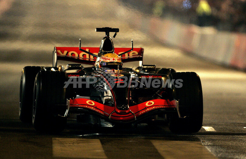 ＜07 F1＞マクラーレン・メルセデス 新車「MP4-22」の発表会を開催 - スペイン