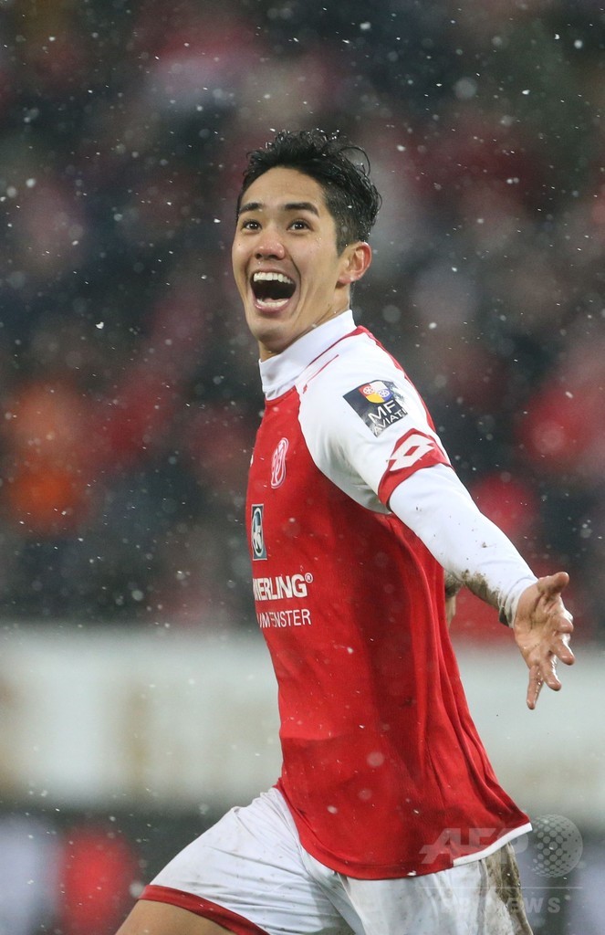 武藤が2得点、2試合連発でマインツを勝利に導く