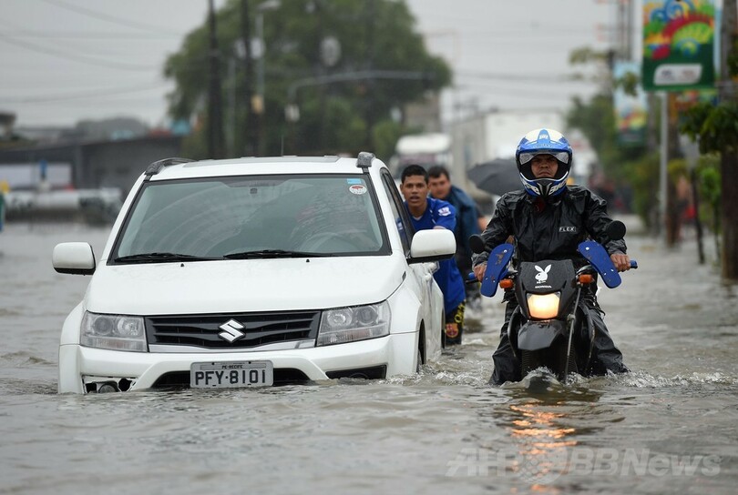 ブラジル・レシフェで豪雨による洪水、W杯ドイツ対米国戦の直前