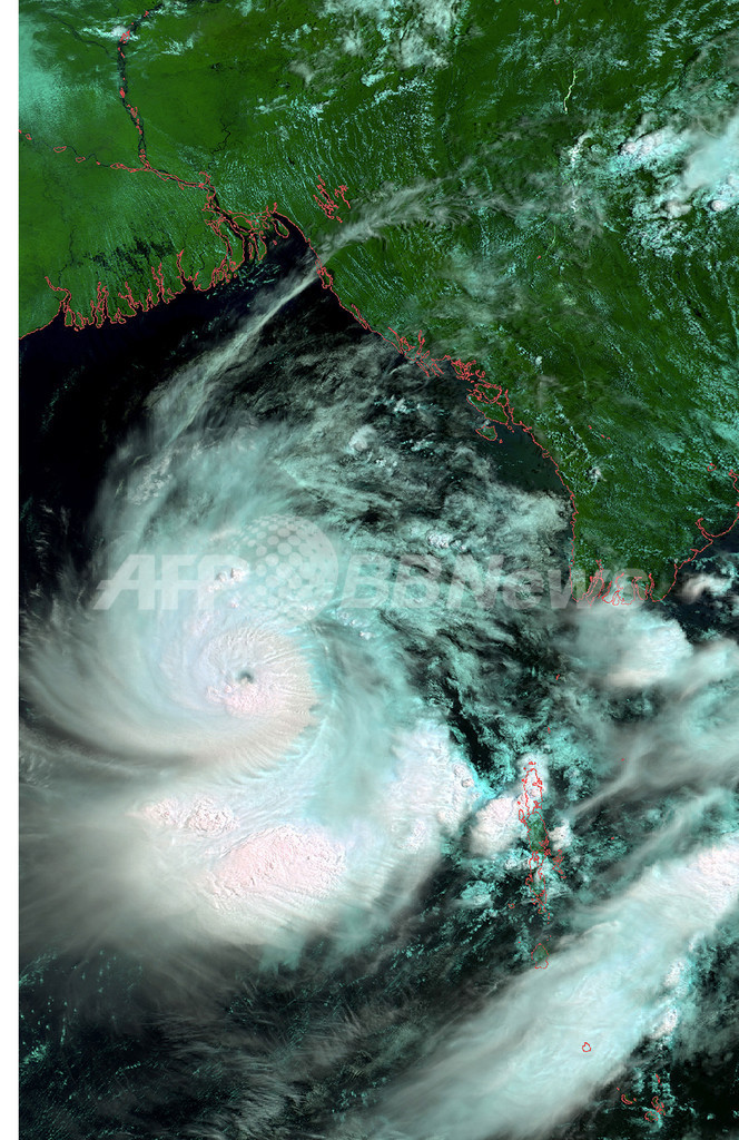 サイクロン直撃のミャンマー、浮かび上がる生存者の悲惨な状況