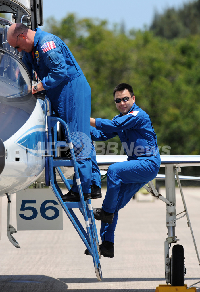 国際宇宙ステーションのトイレ故障、シャトル「ディスカバリー」で部品配達