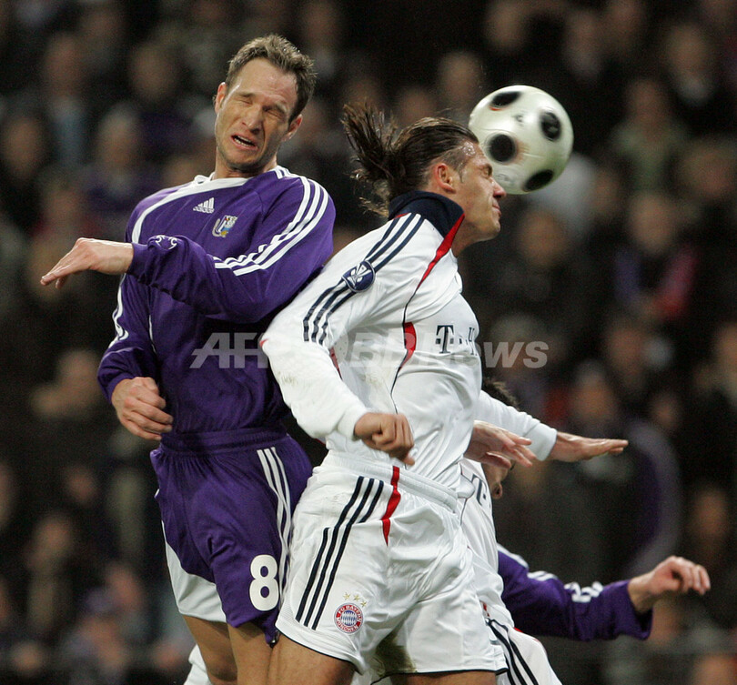 バイエルン アウェーで5得点を奪い準々決勝進出へ大きく前進