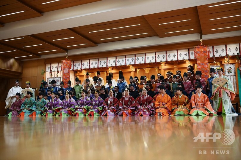 装束姿の新成人…国学院大学で「成人加冠式」