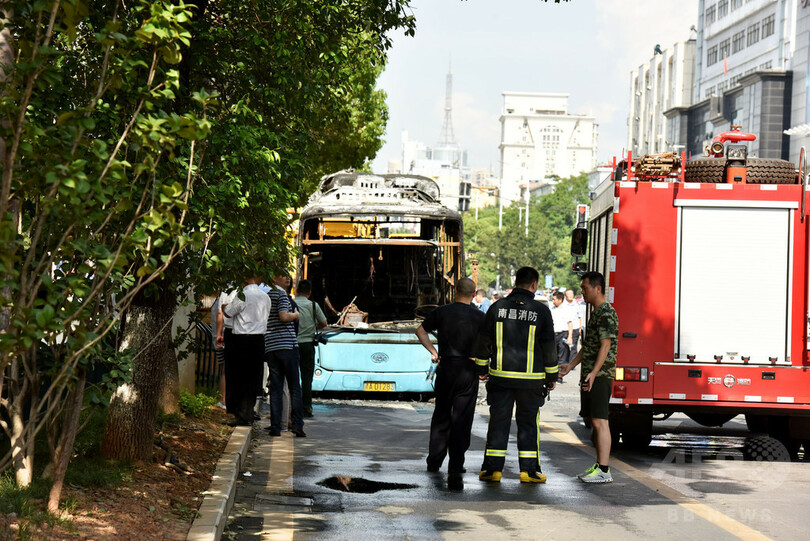 路線バスが炎上、1人死亡　江西省