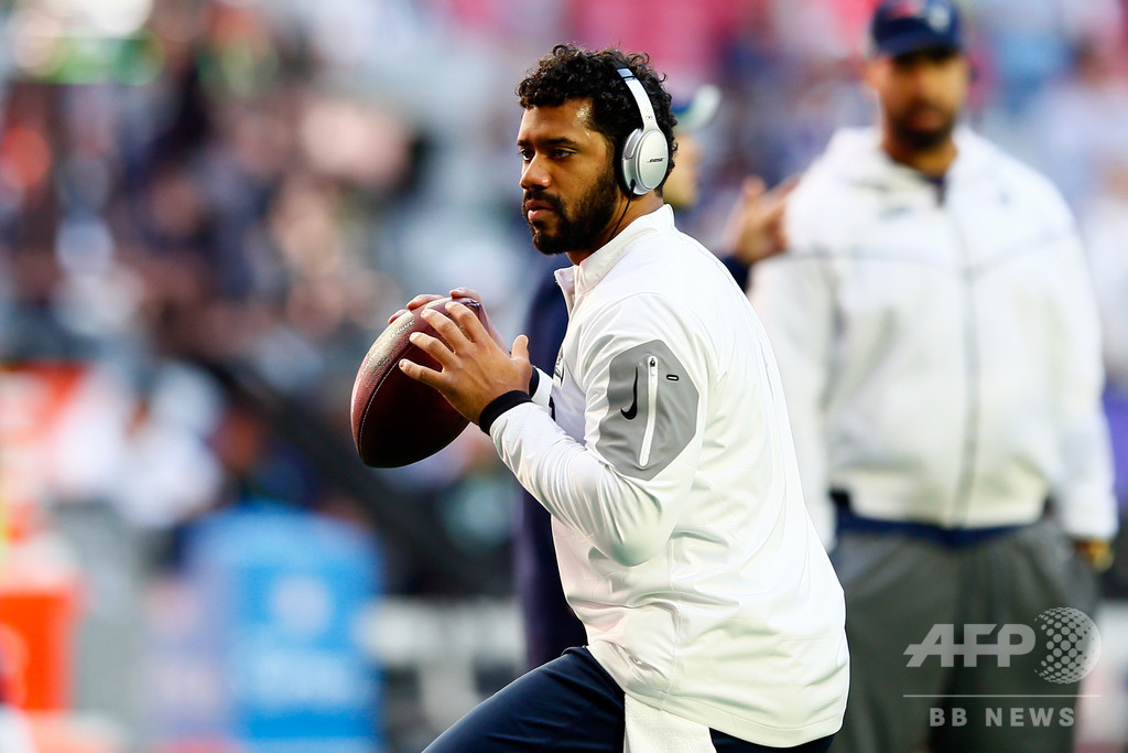 QBウィルソンがシーホークスと契約延長、NFL史上最高額 QBウィルソンがシーホークスと契約延長、NFL史上最高額