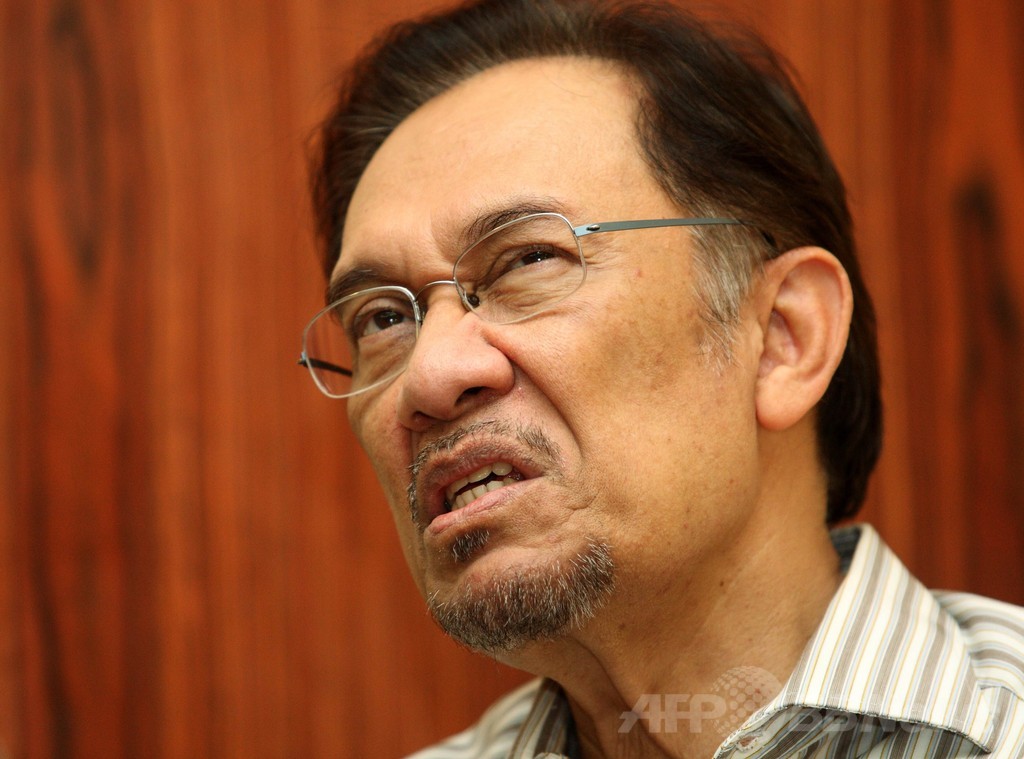 マレーシア元副首相、成田で入国拒否される マレーシア元副首相、成田で入国拒否される
