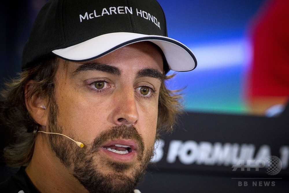 【希少品】2010 フェルナンド・アロンソ フェラーリ オリジナルバイザー 希少品】2010 フェルナンド・アロンソ フェラーリ オリジナルバイザー