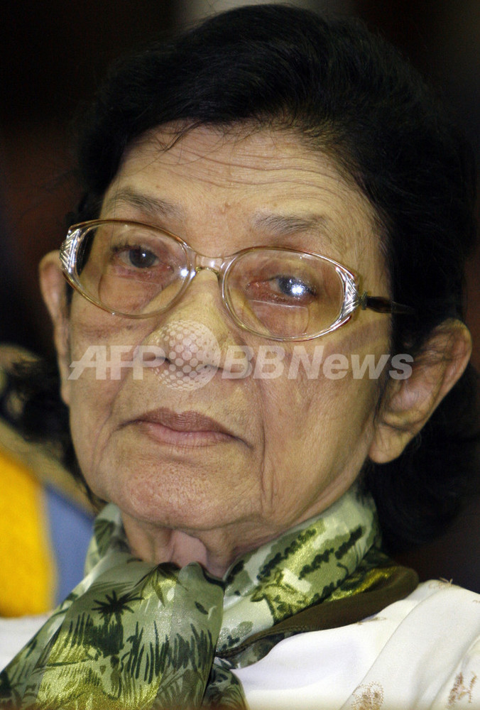 旧ポル・ポト政権の｢ファーストレディー｣、特別法廷で悪態 写真5枚 国際ニュース：AFPBB News