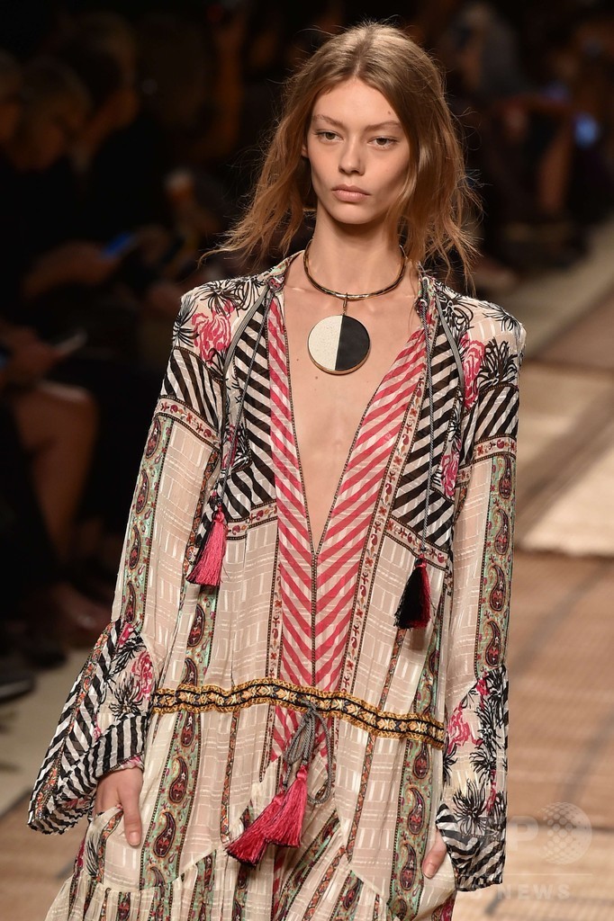 「エトロ」17年春夏