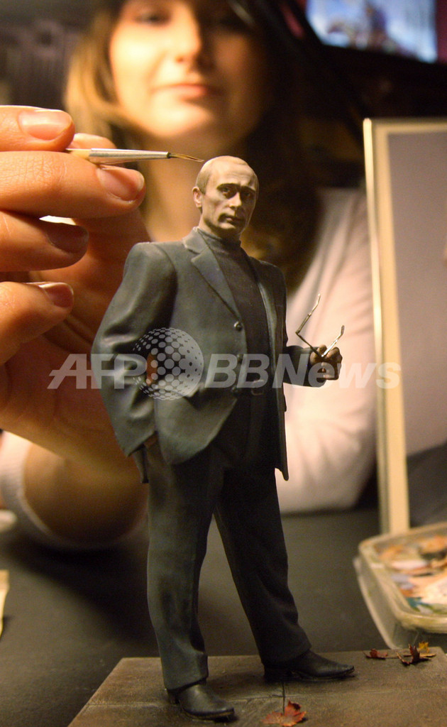 誰が注文したの？プーチン精密フィギュア、お値段は五月人形並み 写真4