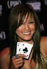 写真は会場に到着した女優のケリー・フー（%%Kelly Hu%%）。(c)AFP/Getty Images Michael Buckner
