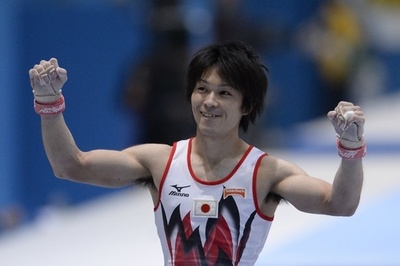 個人総合4連覇を達成した内村の演技、世界体操