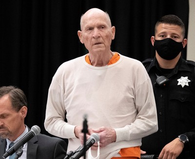 米「黄金州の殺人鬼」に終身刑 被害者に謝罪