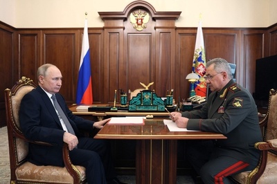 プーチン氏、極東軍事演習を称賛