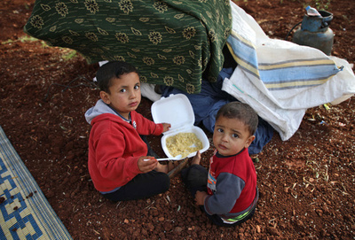 「飢餓に苦しむ子供達」