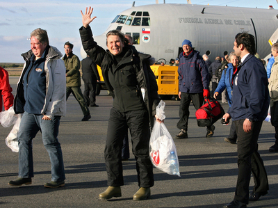 南極海の客船沈没事故、一部の乗客チリに到着