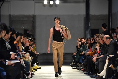 「ヌメロ ヴェントゥーノ」19/20年秋冬メンズ