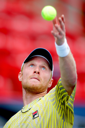 ツルスノフ ブレーク破り決勝へ