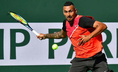 キリオスがチチパス破り8強、審判と口論も テラ・ウォルトマンOP