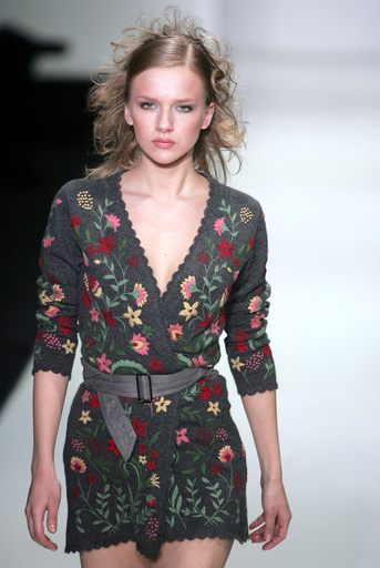 ＜07/08年秋冬モスクワ・コレクション＞ メイディ、新作を発表 - ロシア