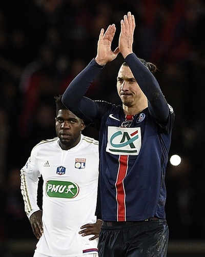 PSGがリヨンを退けフランス杯8強、イブラが2得点