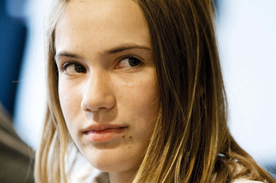 13歳少女の世界一周航海、オランダ裁判所が却下