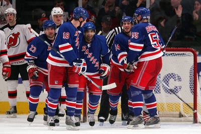 レンジャーズ デビルズを降す