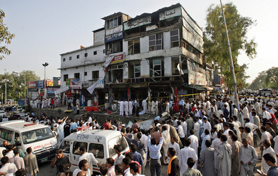 ｢赤いモスク｣付近で自爆テロ、警察官多数を含む死者14人、70人以上負傷