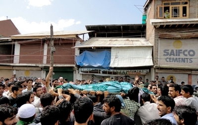 「コーラン破る」映像きっかけで衝突、14人死亡 カシミール